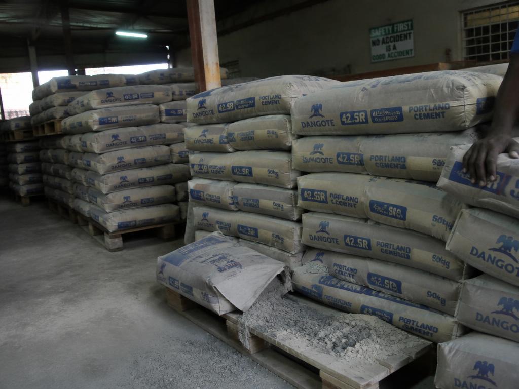 Cement supply and transport
